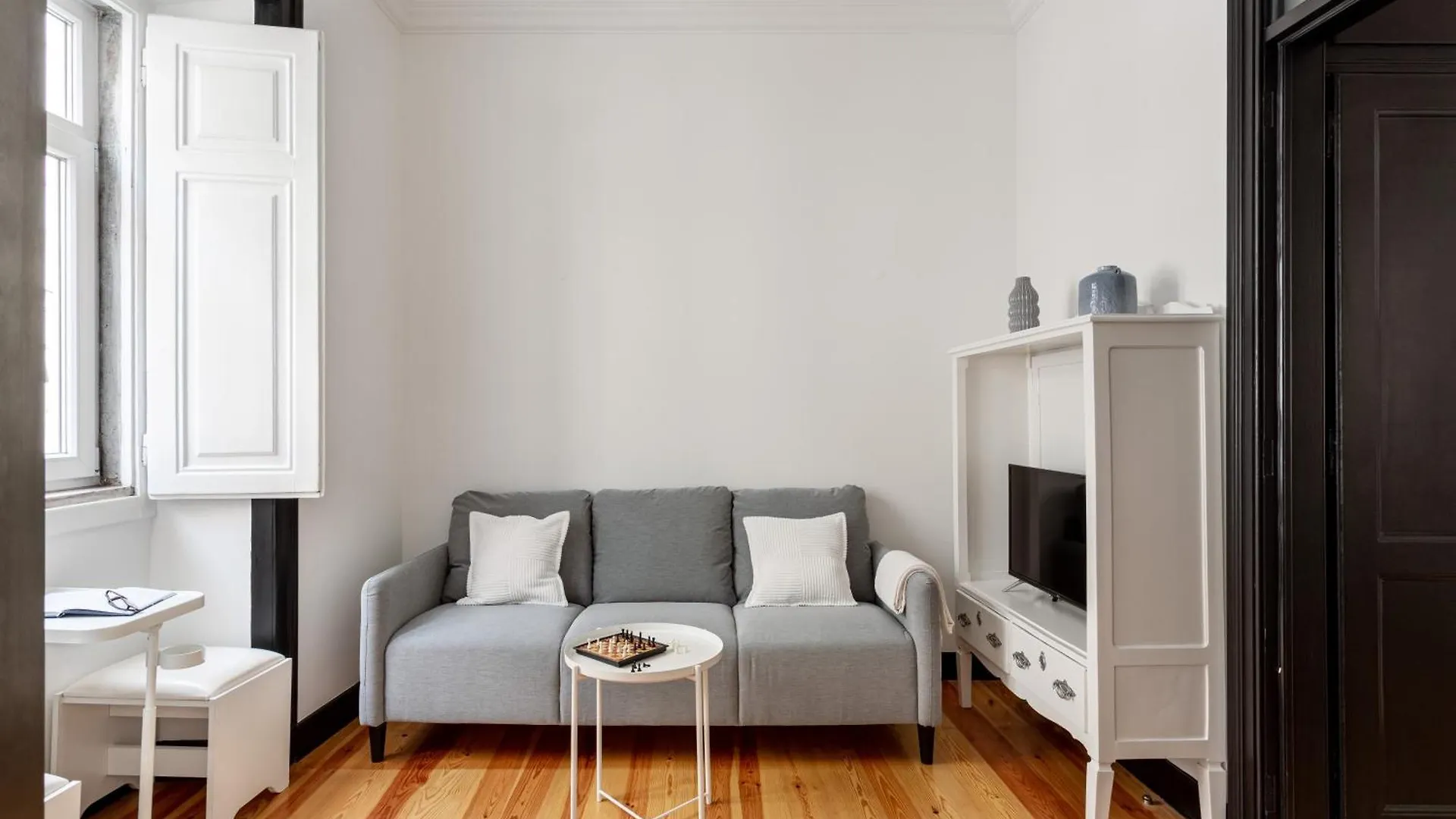 Contatti di Pateo Renato Baptista 2-Br In Arroios
